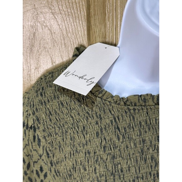 Wonderly Long Sleeve Blouse Top Women’s Small Green Boho Peasant Smocked NWT - Picture 2 of 8